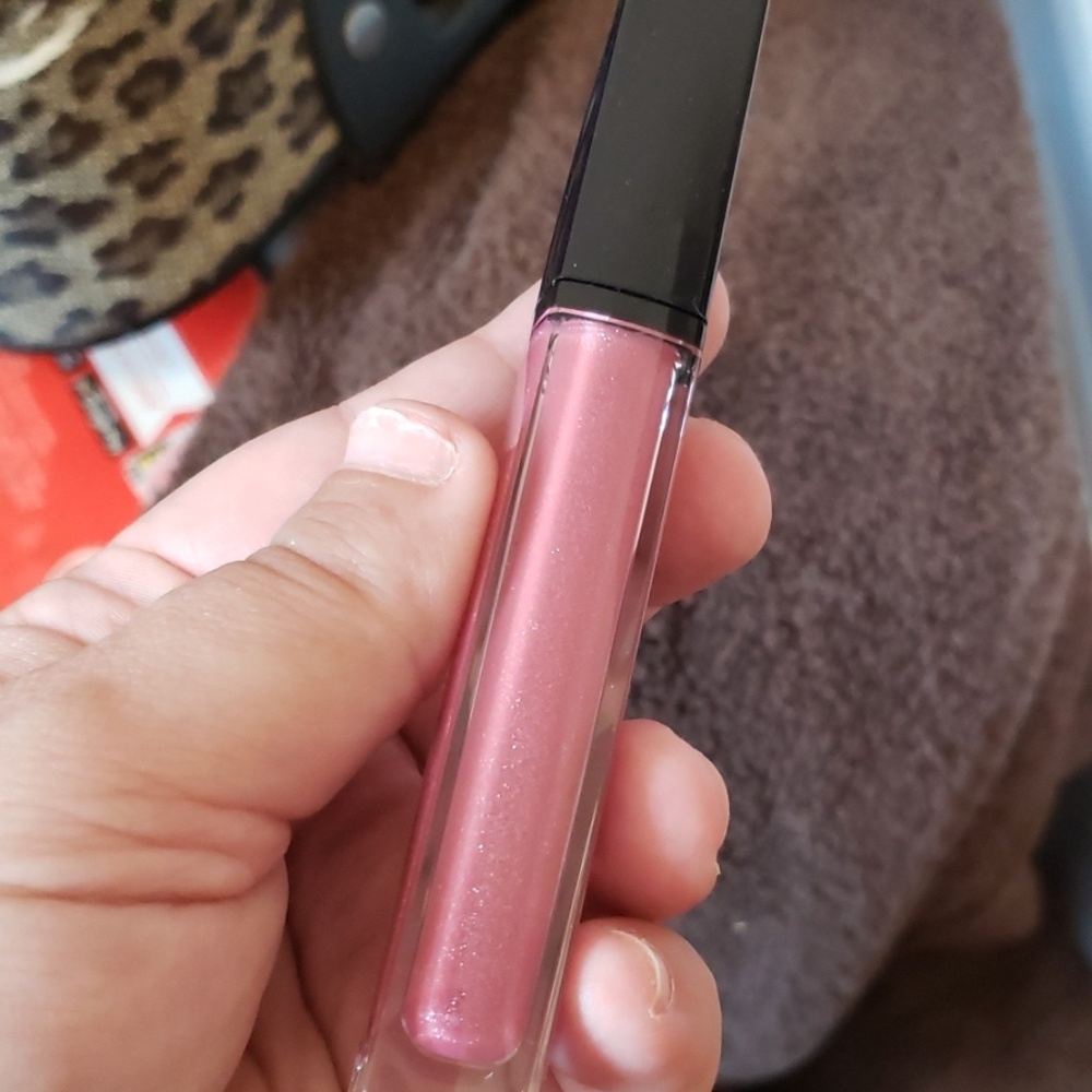 Lip gloss
